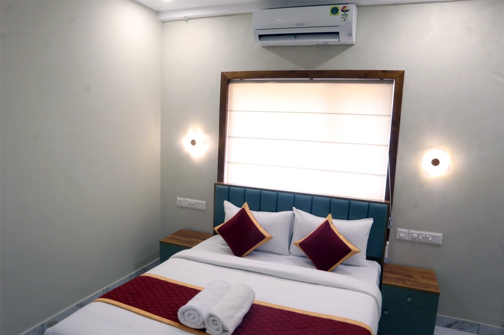 royal suit 3 | Luxury Stay | July 28, 2026